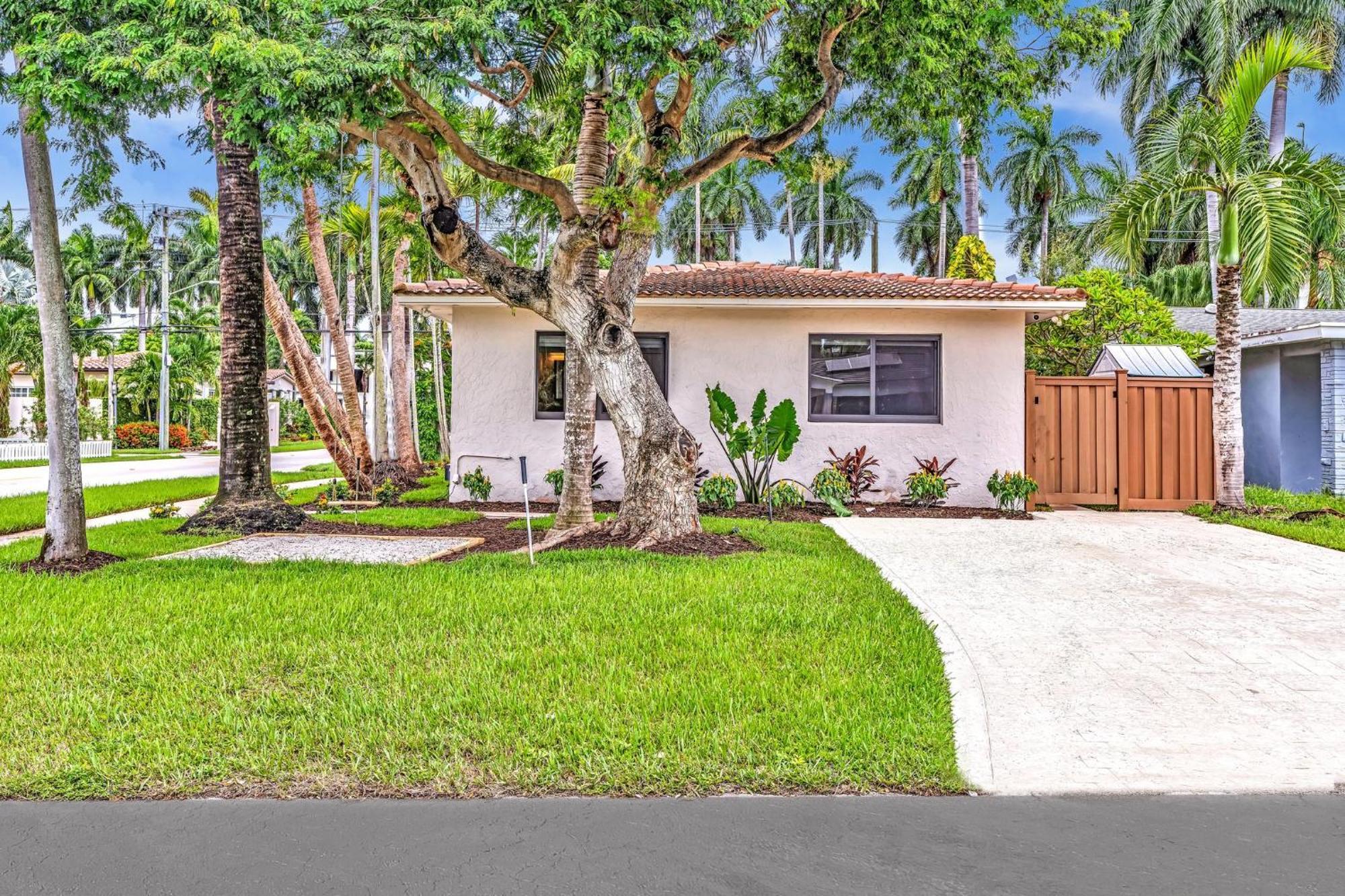 Tropical Oasis With Pool 10 Mins Airport & 5 Mins Beach Hollywood Exterior foto
